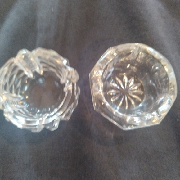 Honeycomb and Pressed/Cut glass Salt Cellars - Picture 9 of 11